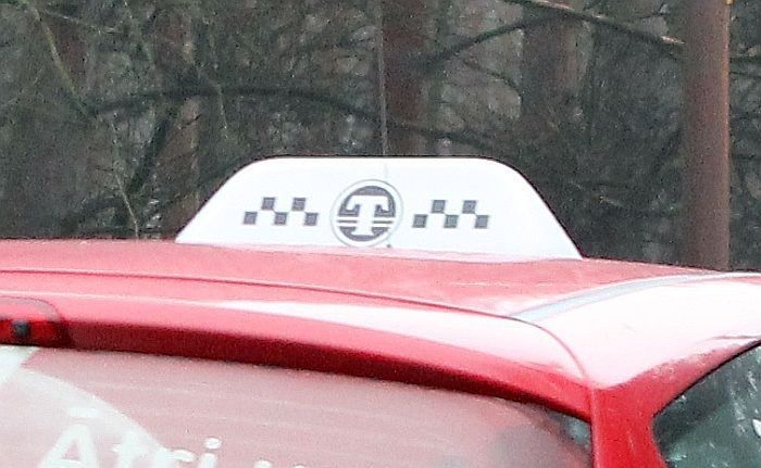 Lidostas "Rīga" vadītāja: Sūdzību skaits par taksometru sniegtajiem pakalpojumiem lidostā pieaug