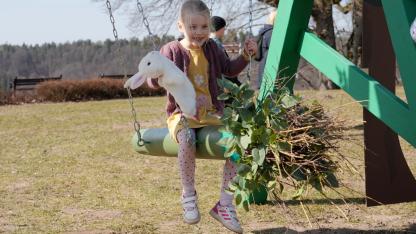 Attēls rakstam: Lieldienās aicina šūpoties uzmanīgi - tas var būt saistīts ar drošības risku