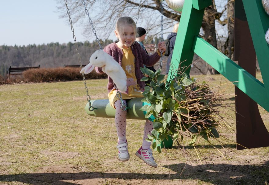 Lieldienās aicina šūpoties uzmanīgi - tas var būt saistīts ar drošības risku