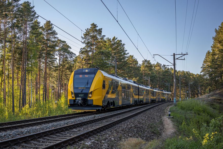 Lieldienās un pirmssvētku dienās mainīsies vilcienu kustības grafiks