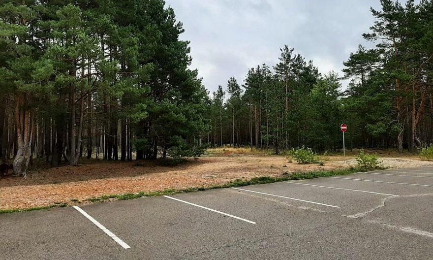 Lilastē plāno paplašināt auto stāvlaukumu un ierīkot bērnu rotaļlaukumu