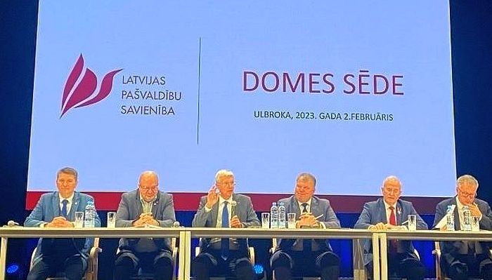 LPS ar Ministru kabinetu vienojas par pašvaldību paplašinātām aizņemšanās iespējām