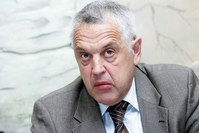 Mārcis Bendiks. Prātojums par tiesām un mocekļiem