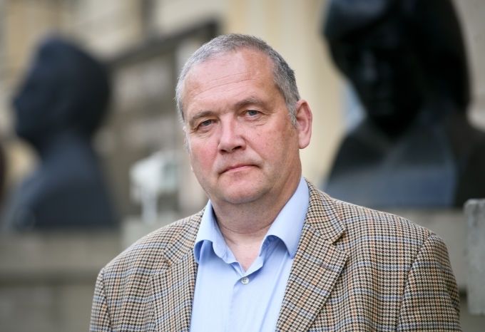 Mārcis Bendiks. Prātojums par zemeņu torti, OIK un citiem rēķiniem