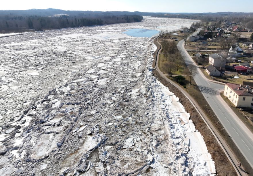 Mazinās ledus sastrēgums Pļaviņu ūdenskrātuvē