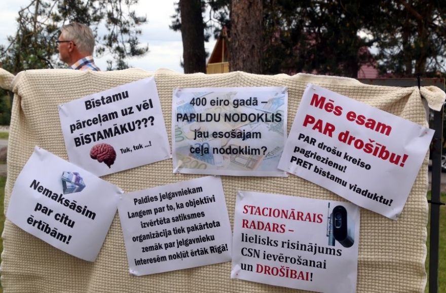 Medemciema iedzīvotāji tiešsaistes protestā turpina paust neapmierinātību ar LVC plāniem pārveidot krustojumu
