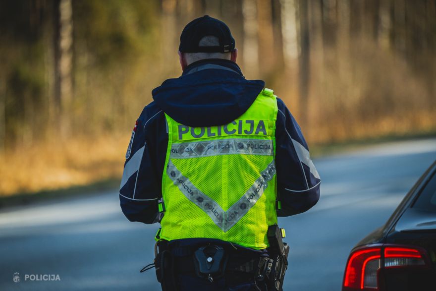 Mēģina pārdot nozagto, bet iekrīt policijas rokās... Ķekavā atklāj jauniešu nedarbus