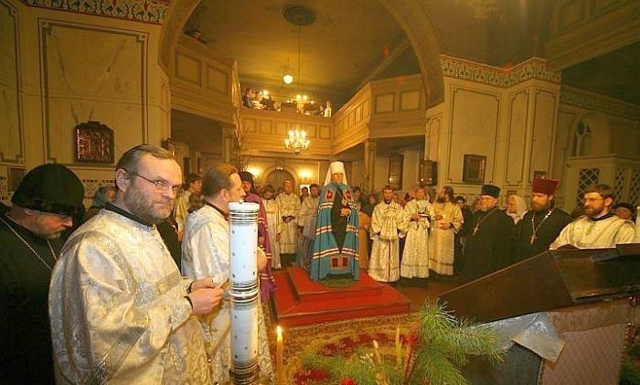 Metropolīts Aleksandrs aicina pareizticīgo Lieldienās neļauties grūtsirdībai un atcerēties par saviem tuviniekiem