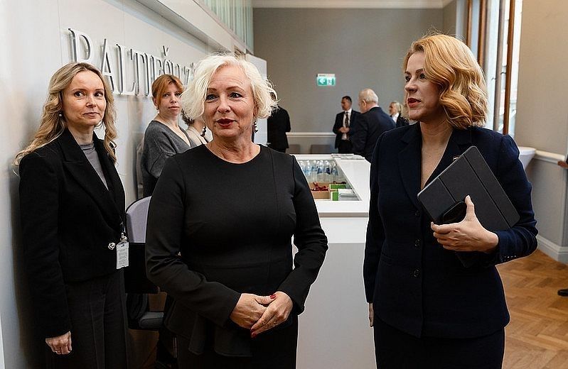 Mieriņa: Mūsdienās cieņpilnas vecumdienas nozīmē ne tikai pienācīgas pensijas