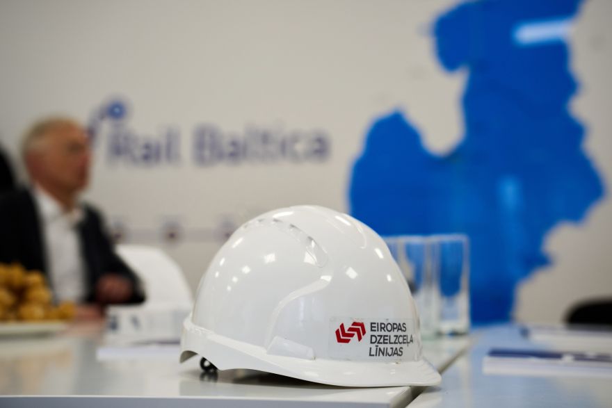 Miljonu skandāls "Rail Baltica" projektā: Spāņu uzņēmumi no Latvijas tiesā pieprasa astronomisku summu