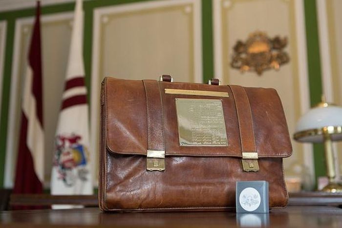 Ministrijas nākamā gada budžetā papildus prasa 1,1 miljardu eiro