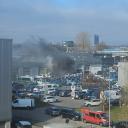 Attēls rakstam: "Moller Auto Krasta" izcēlies ugunsgrēks. Vai liesmas skāra klientu īpašumu?