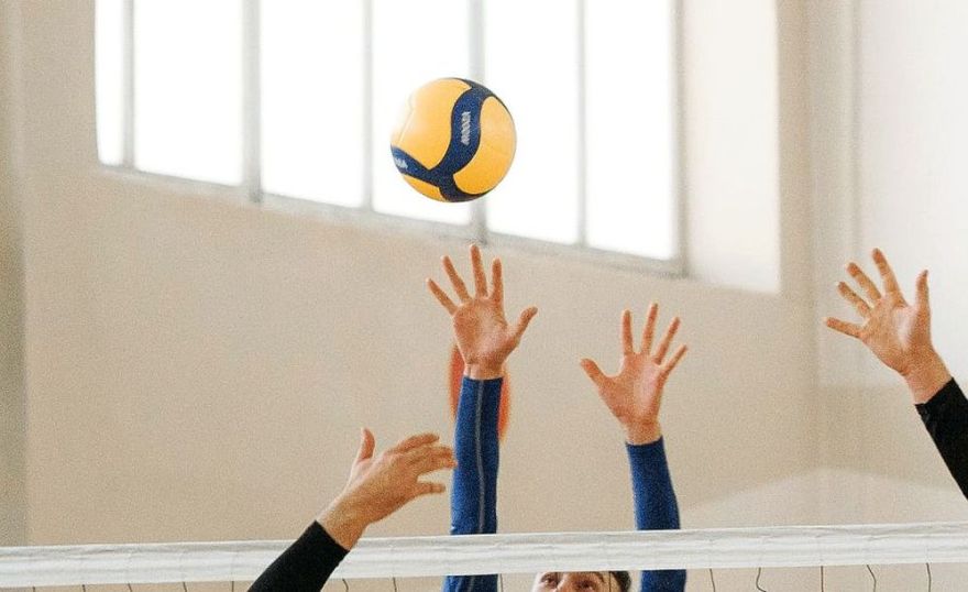 Murjāņu volejbolisti Sējā pārsteidz favorītus un uzvar ceturtdaļfināla pirmajā spēlē (papildināta)