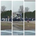 Attēls rakstam: Musulmaņu masveida lūgšanas uz ietves rada rezonansi. Ratnieks vēršas drošības dienestā