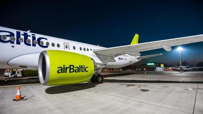 Attēls rakstam: "Naudas bēršana tumšā akā" vai vienīgā iespēja? Saeimā asas debates par "airBaltic"