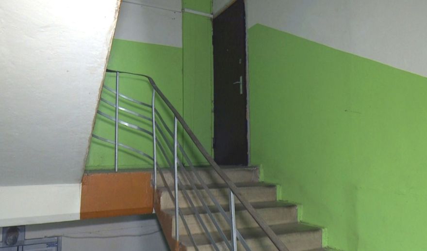 Neciešama smaka, dzerstiņi, kautiņi – Salaspilī kāds kaimiņš kaitina apkārtējos