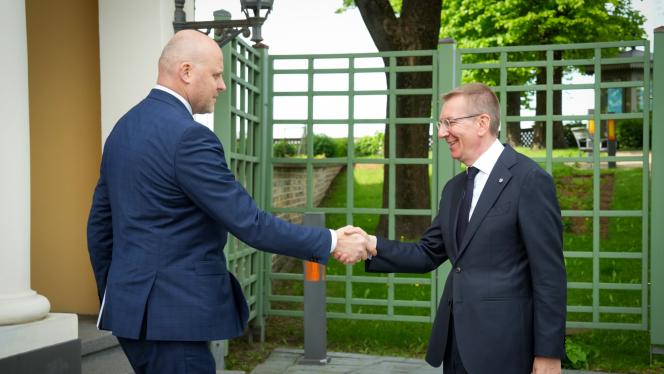 Attēls rakstam: "Neiespējamais ir iespējams" – sadalītas topošās valdības atbildības jomas