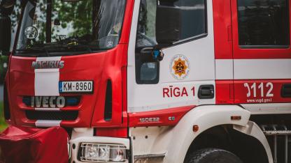 Attēls rakstam: Nemierīga nakts Salaspilī – paaugstinātas bīstamības ugunsgrēku dzēš līdz pat rītam