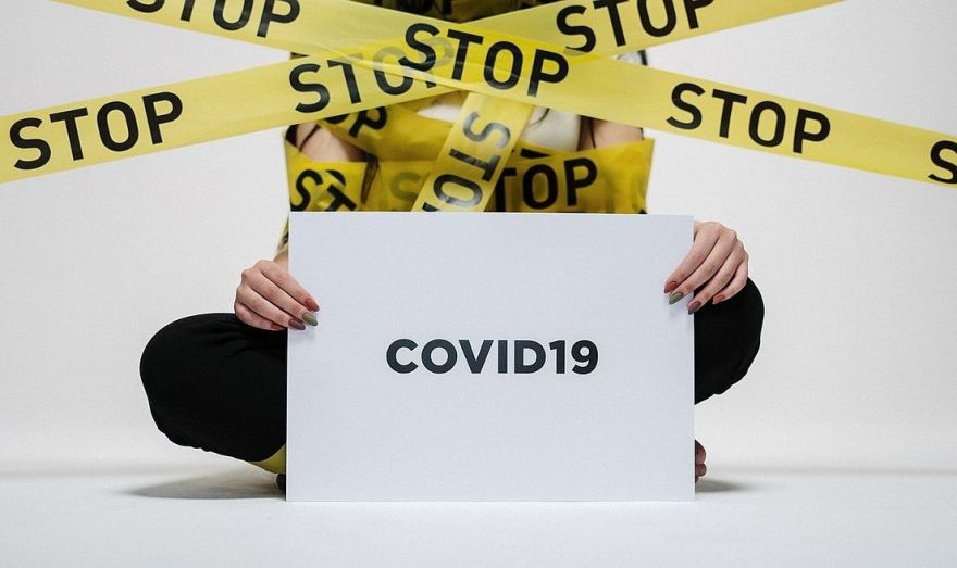 No ceturtdienas uz četrām nedēļām Latvijā spēkā stāsies īpaši stingri Covid-19 ierobežojumi (papildināta)
