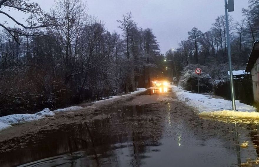 No krastiem izejot Krievupei, Garkalnē slēgtas atsevišķas ielas