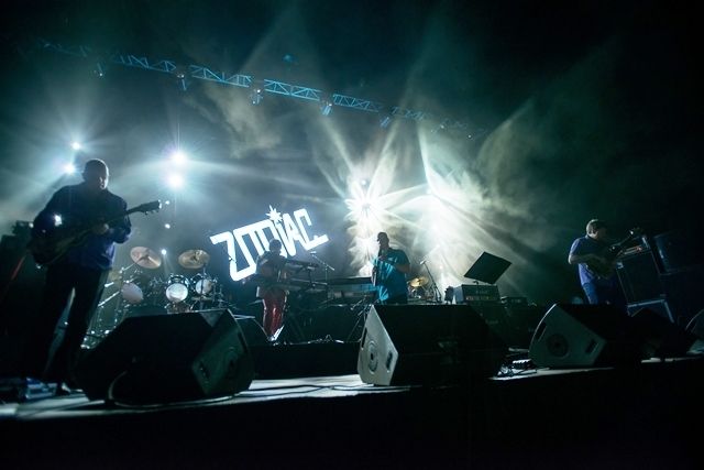 Norvēģu supergrupu "A-ha" Siguldas pilsdrupu estrādē iesildīs "Zodiac"