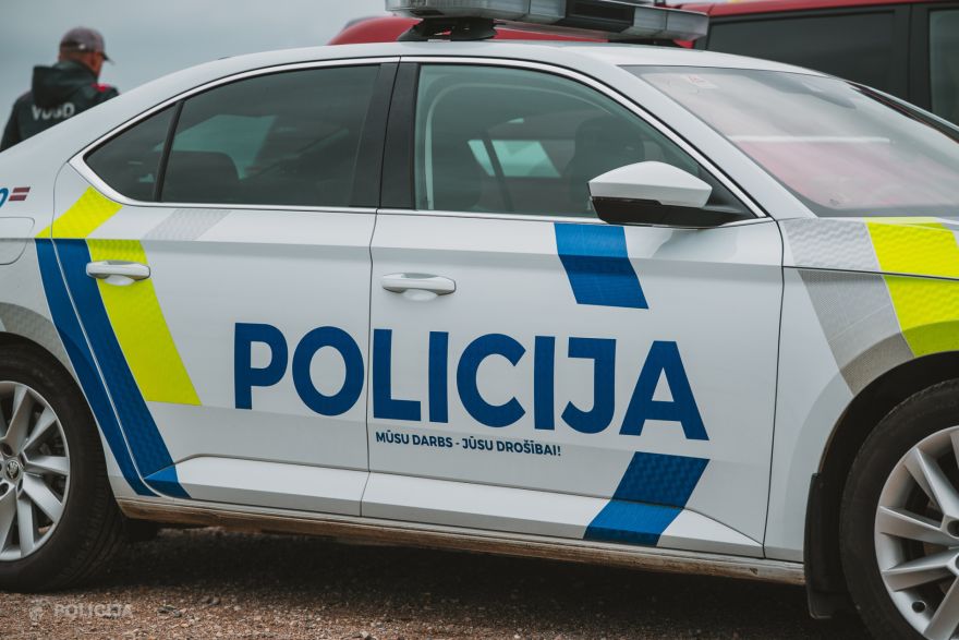 "Notrieca bērnu un aizbrauca?" Pēc negadījuma Salaspilī lūdz atsaukties aculieciniekus