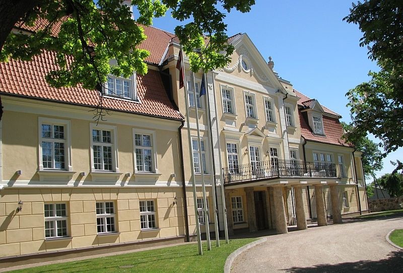 Novadu reformas mākoņi virs Mālpils