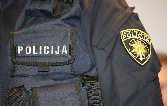 Ogrē no pašvaldības uzņēmuma izkrāpts teju 91 tūkstotis eiro; aizturētas 11 personas