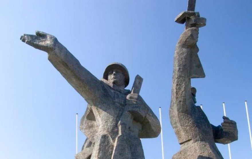 Okupācijas muzejs atsevišķi vērtēs katru padomju režīmu slavinošu objektu, vai to saglabāt krājumā