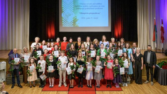 Attēls rakstam: Olainē godina izcilniekus: "Olimpiešu pēcpusdienā" sveikti novada labākie skolēni un pedagogi