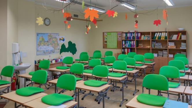 Attēls rakstam: Olaines novadā izvērtē mācību stundu sākuma laiku abās vidusskolās