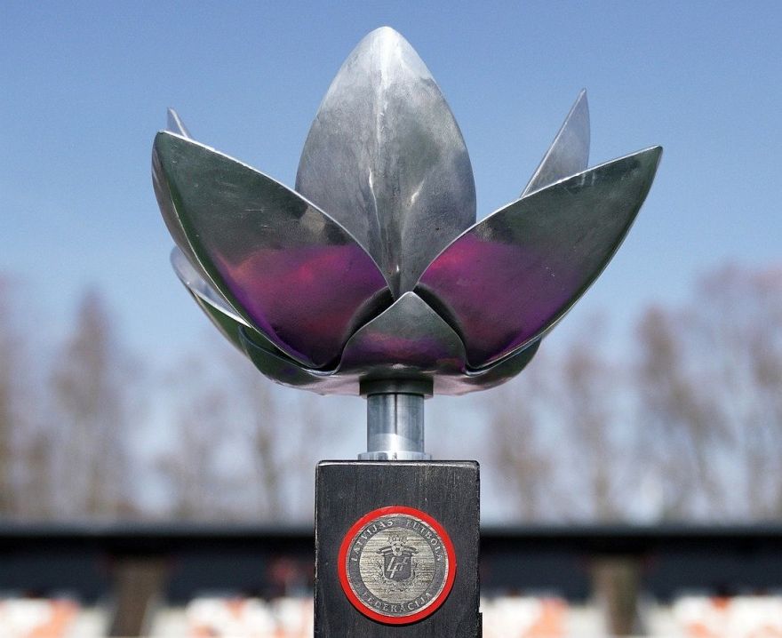 Olainietes Sieviešu futbola līgas čempionātu sāk ar sakāvi mājas spēlē