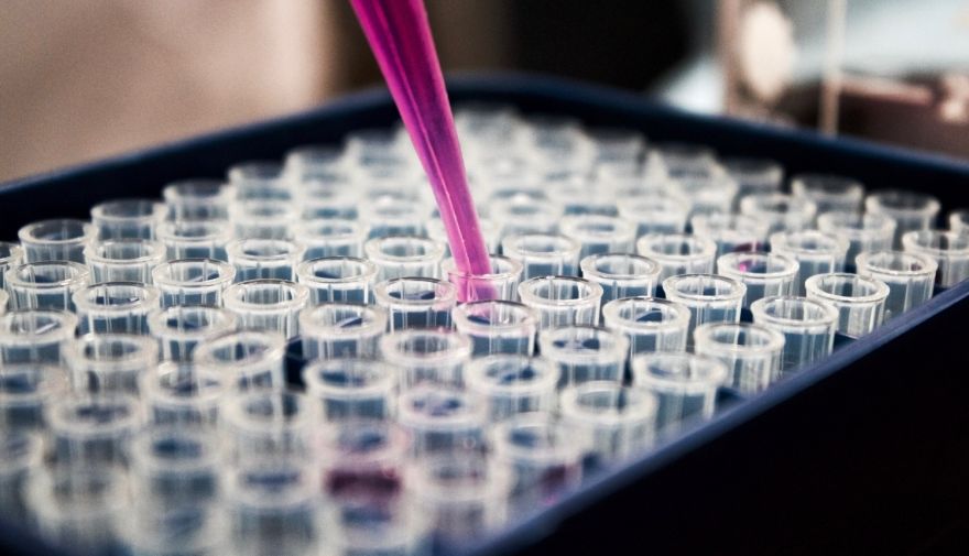 Operatīvākai skolēnu testēšanai laboratorijām informāciju par skolām nodos no Valsts izglītības informācijas sistēmas