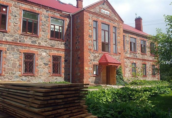 Pabažu pamatskolai būs saules baterijas, Sējas skolu poš jubilejai