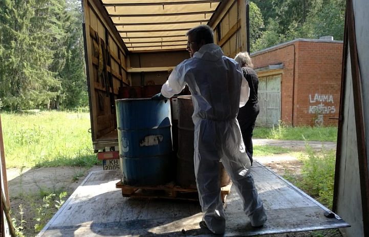 Pabeigta ķīmisko atkritumu izvešana no LU piederošās ēkas Baldonē