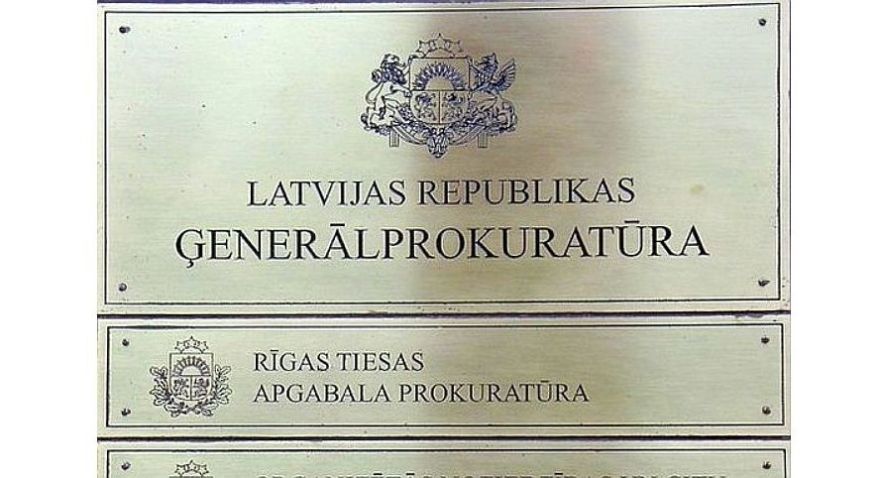 Par uzbrukumu jaunietim Ukrainas karoga dēļ nosaka 200 stundu piespiedu darbu