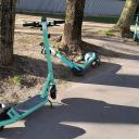 Attēls rakstam: Pārgalvība, reibums un risks: kāpēc elektroskrejriteņu braucieni beidzas ar traumām