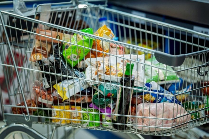 Pārtikas tirgotāju asociācija: Konkurence ir labākais mehānisms cenu mazināšanai