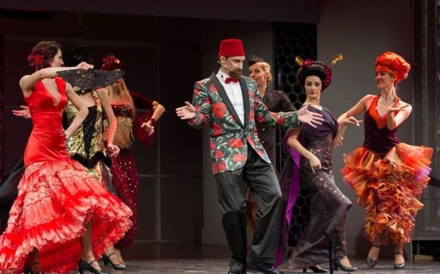 Paula Abrahama džeziskā operete "Balle Savojā"