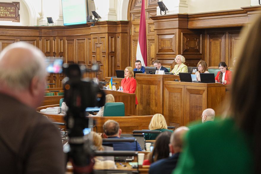 Pēc ultimātiem, apvainojumiem un valdības krišanas draudiem "airBaltic" tomēr tiek pie valsts aizdevuma