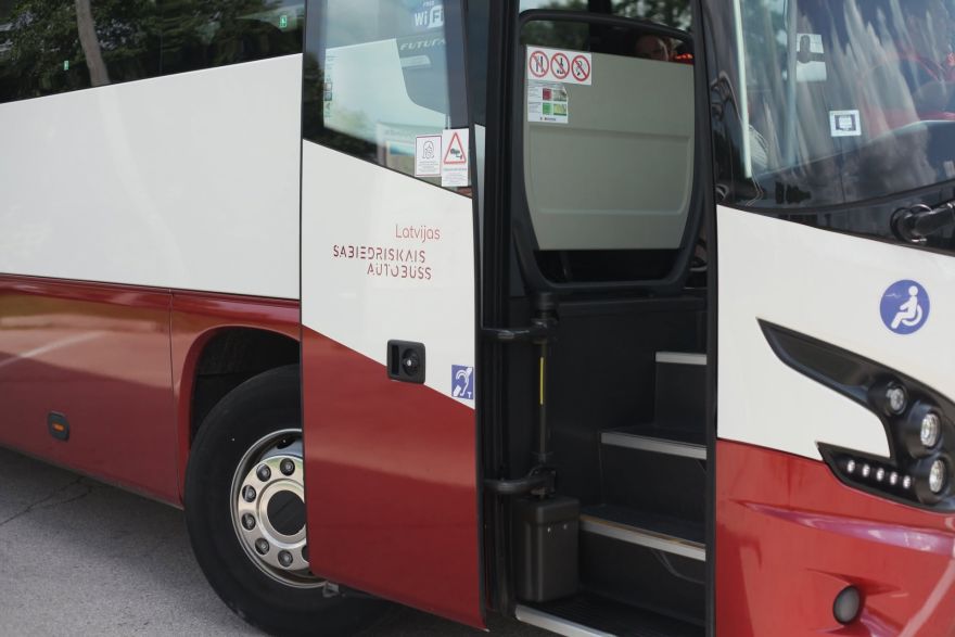 Pēdējais brīdinājums Pierīgas autobusu šoferiem: ja reisi atkal kavēsies, sekas būs skarbas