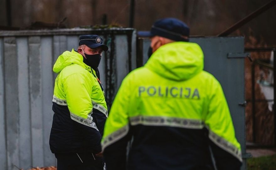 Piektdien sākti 47 administratīvā pārkāpuma procesi par aizliegtu pulcēšanos un privātu pasākumu rīkošanu