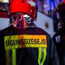 Attēls rakstam: Pierīgā plosās kūlas ugunsgrēki; Siguldas novadā degusi pirts, Salaspilī – automašīna