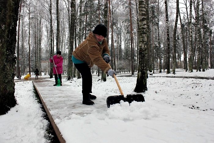Pierīgā sniegs vienu "moka" mazāk, citiem darba pilnas rokas