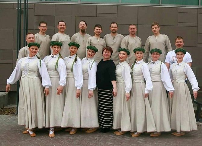 Pierīgas dejotāji Jaunolainē atrāda gatavību Deju svētkiem