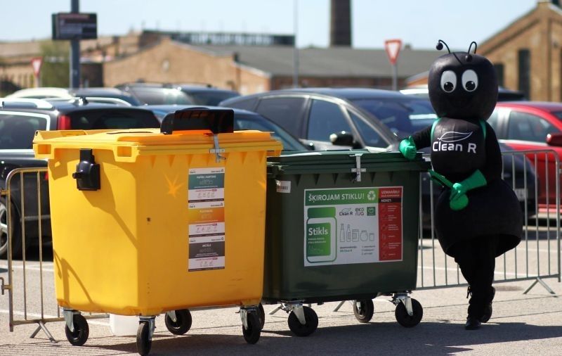 Pilotprojekta "Clean" ietvaros Ķekavas novadā izveidoti 33 atkritumu šķirošanas punkti