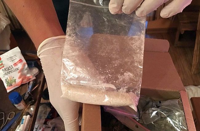 Policija Kauguros atsavina marihuānu, MDMA un metamfetamīnu