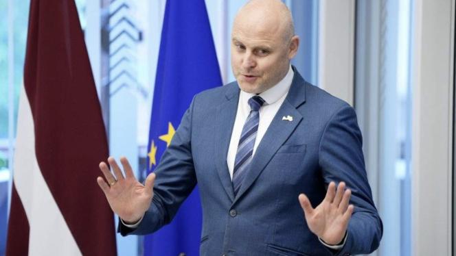 Attēls rakstam: Premjers Kulbergs noteicis moratoriju - uz 30 dienām tiks apturēti daži lielie un dārgie iepirkumi