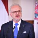 Attēls rakstam: Prezidents izsludina valsts budžetu un nosauc to par saprātīgu mēģinājumu sabalansēt vēlmes un iespējas