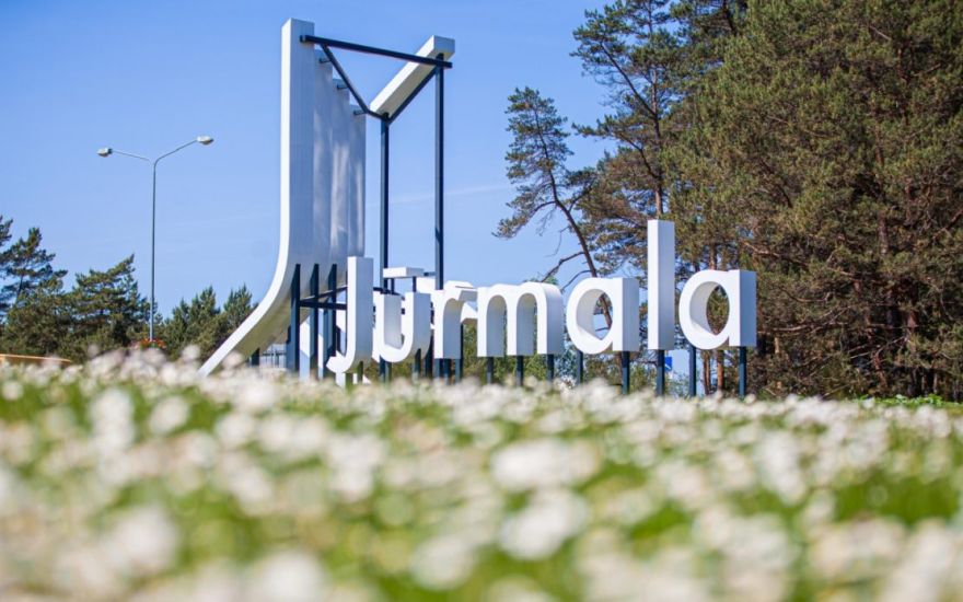 Problēmas iebraukt Jūrmalā? Pašvaldība skaidro situāciju